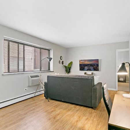 Stunning 1Br Apartment At Center Of Lakeview - Oakdale 211 Чикаго Екстер'єр фото